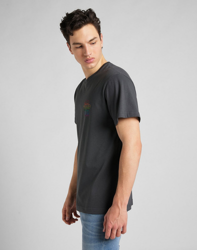 LEE - KOSZULKA PRIDE TEE CHEST GRAP