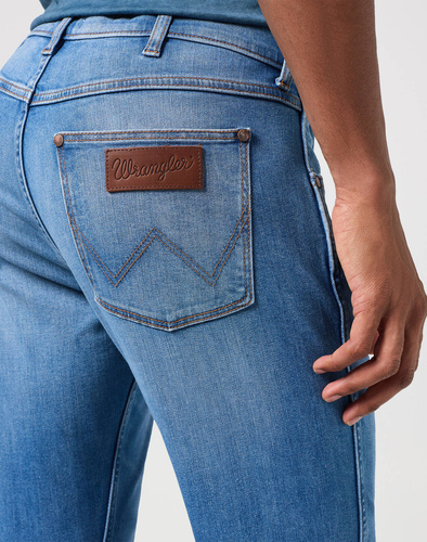WRANGLER - SPODNIE JEANSOWE GREENSBORO