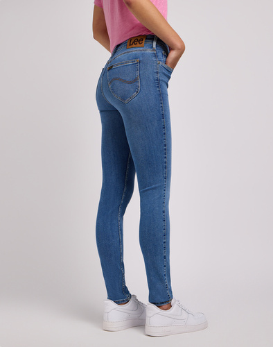 WRANGLER - SPODNIE JEANSOWE FOREVERFIT