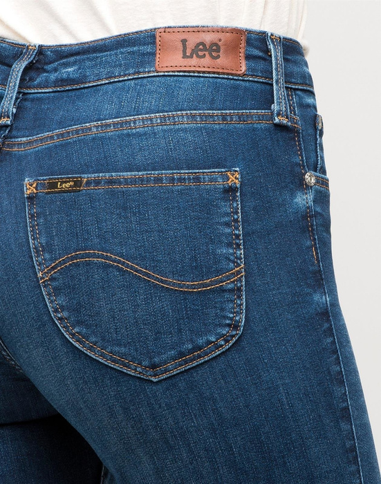 LEE - JEANSY SCARLETT