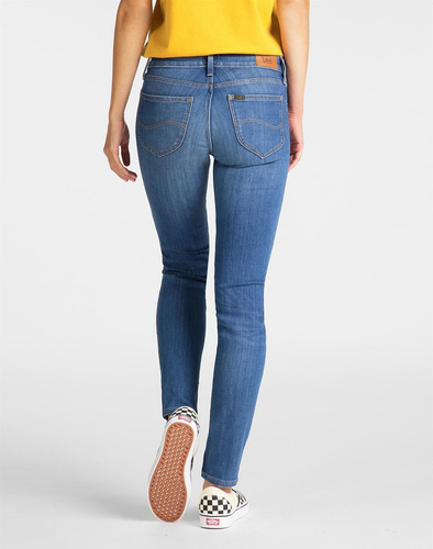 LEE - JEANSY SCARLETT