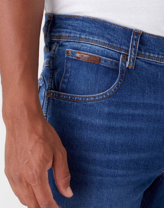 WRANGLER - JEANSY TEXAS SLIM