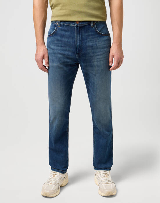 WRANGLER - SPODNIE JEANSOWE LARSTON