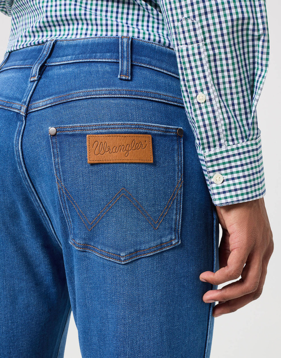 WRANGLER - SPODNIE JEANSOWE LARSTON