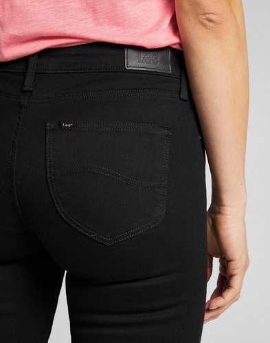 LEE - JEANSY SCARLETT