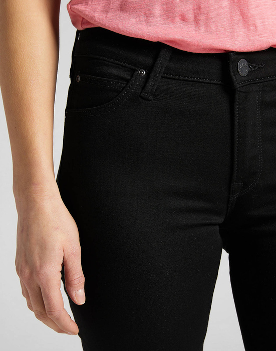 LEE - JEANSY SCARLETT